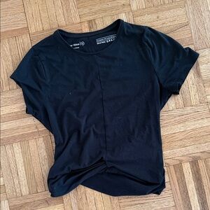 Outdoor voices medium t shirt